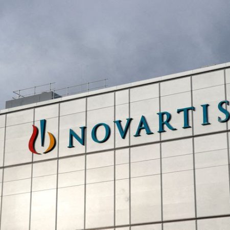Novartis, Roche back US efforts to lower drug costs amid talk of pricing deal